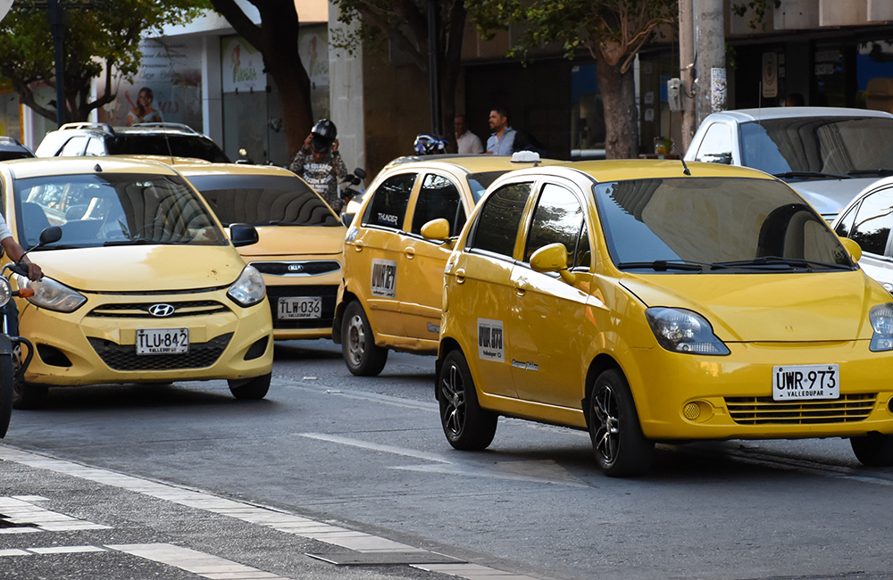 500 Taxistas Se Reunirán Hoy Con La Secretaría De Tránsito Diario Del Cesar 2673